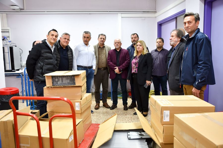 Τρίκαλα: Παράδοση 20 υπολογιστών από την Περιφέρεια Θεσσαλίας στο Τμήμα Διαιτολογίας και Διατροφολογίας