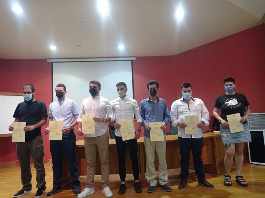 Ορκωμοσία 7 αποφοίτων του Τμήματος Σχεδιασμού και Τεχνολογίας Ξύλου και Επίπλου (+Φώτο +Βίντεο)