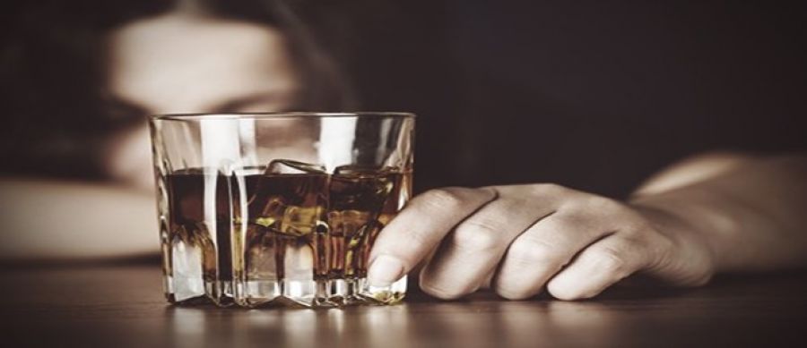 Χριστίνα Τρελλοπούλου: &quot;Αλκοολισμός - Παράγοντες εθισμού - Απεξάρτηση&quot;