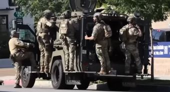 Η.Π.Α.: Νεκρός 41χρονος βετεράνος του αμερικανικού στρατού, που είχε πάρει ομήρους μέσα σε τράπεζα