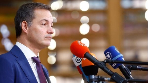 Αλεξάντερ Ντε Κρο: «Από αύριο είμαι απερχόμενος πρωθυπουργός» του Βελγίου