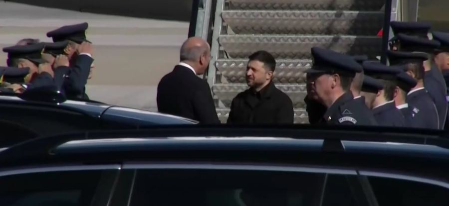 Στην Αθήνα ο Ζελένσκι: Συνάντηση με Μητσοτάκη - Στο επίκεντρο η συμφωνία για την ενέργεια