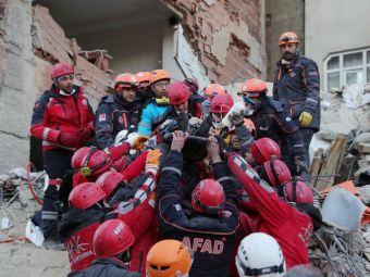 Σεισμός Τουρκία: Στους 31 οι νεκροί - Συνεχίζονται οι προσπάθειες διάσωσης εγκλωβισμένων