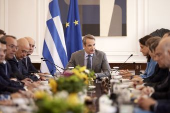 Μητσοτάκης σε Υπουργικό Συμβούλιο: Τεκμαρτό εισόδημα για ελεύθερους επαγγελματίες από το 2024 - Επίδομα θέρμανσης και με ηλεκτρικό ρεύμα
