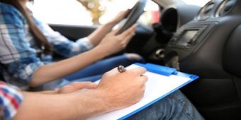Εξετάσεις για διπλώματα οδήγησης: Έρχεται νέα δοκιμασία για τους υποψήφιους οδηγούς