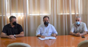Υπεγράφη η σύμβαση για την αναβάθμιση 18 παιδικών χαρών του Δήμου Καρδίτσας