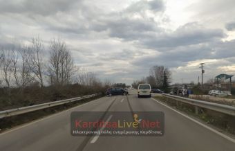 Τροχαίο με υλικές ζημιές στο δρόμο Καρδίτσας - Τρικάλων (+Φωτο)