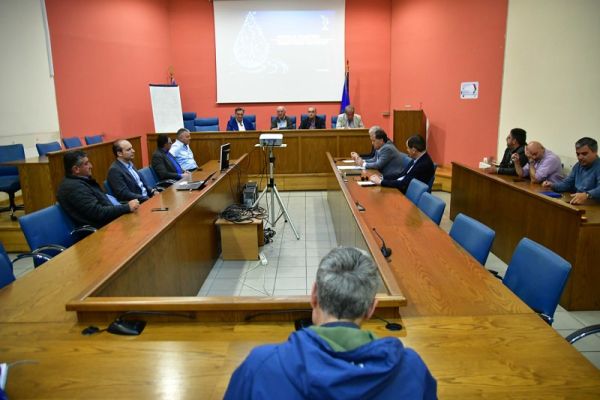 Ευρεία σύσκεψη στη Λάρισα για την άρδευση από τα νερά της λίμνης Πλαστήρα (+Φωτο +Βίντεο)