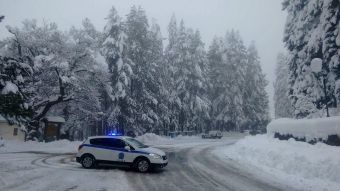 Προσωρινές κυκλοφοριακές ρυθμίσεις σε τμήματα Εθνικών Οδών στο ν. Τρικάλων λόγω χιονοπτώσεων