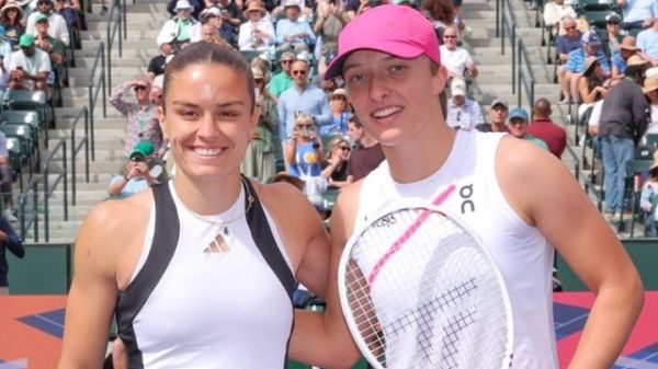 Indian Wells: Ανώτερη η Σβιόντεκ στον τελικό με την Σάκαρη