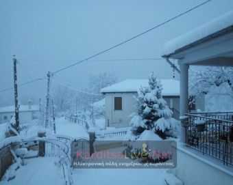 Μαρτιάτικο χιόνι "έντυσε" στα λευκά ορεινά, ημιορεινά και τμήμα των πεδινών του ν. Καρδίτσας (+Φώτο)