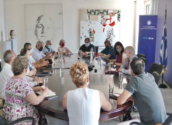 Υπ. Παιδείας: Ξεκινούν τα πρώτα Πρότυπα Επαγγελματικά Λύκεια - Στα Τρίκαλα το 1 από τα 6 που θα λειτουργήσουν