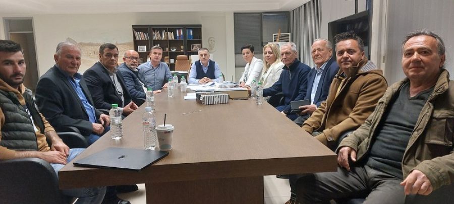 Σύσκεψη για την οδική σύνδεση Βερδικούσιας – Αγρελιάς: Την ένταξη του έργου στο Ταμείο Ανάκαμψης ζητά η περιοχή