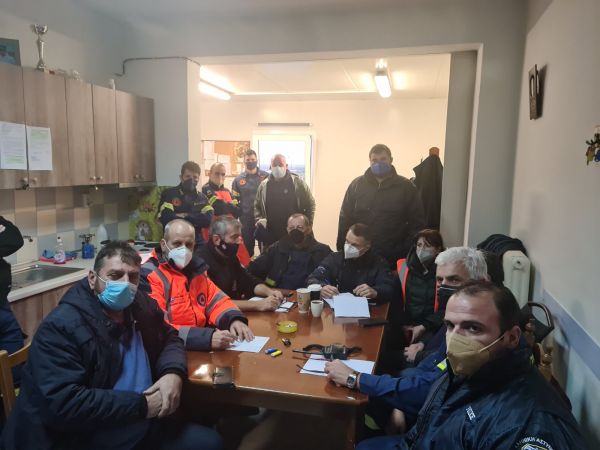 Ενισχύονται οι δυνάμεις στην περιοχή των Φαρσάλων για τη διαχείριση των επιπτώσεων του "Διομήδη"