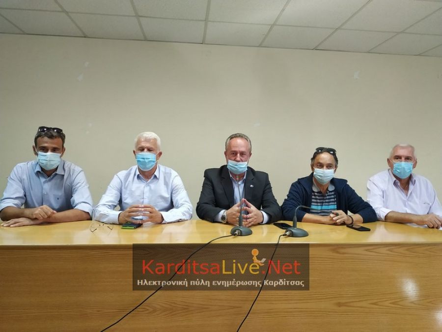 Το προεδρείο της ΑΔΕΔΥ στην Καρδίτσα για συμπαράσταση στους πλημμυροπαθείς (+Βίντεο)