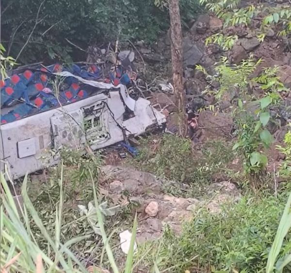 Κολομβία: 17 νεκροί -εκ των οποίων 16 μαθητές Λυκείου- μετά από πτώση λεωφορείου σε χαράδρα