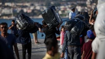 Λάρισα: Οικογένειες προσφύγων έφτασαν σε Καστρί Λουτρό και Αμπελάκια