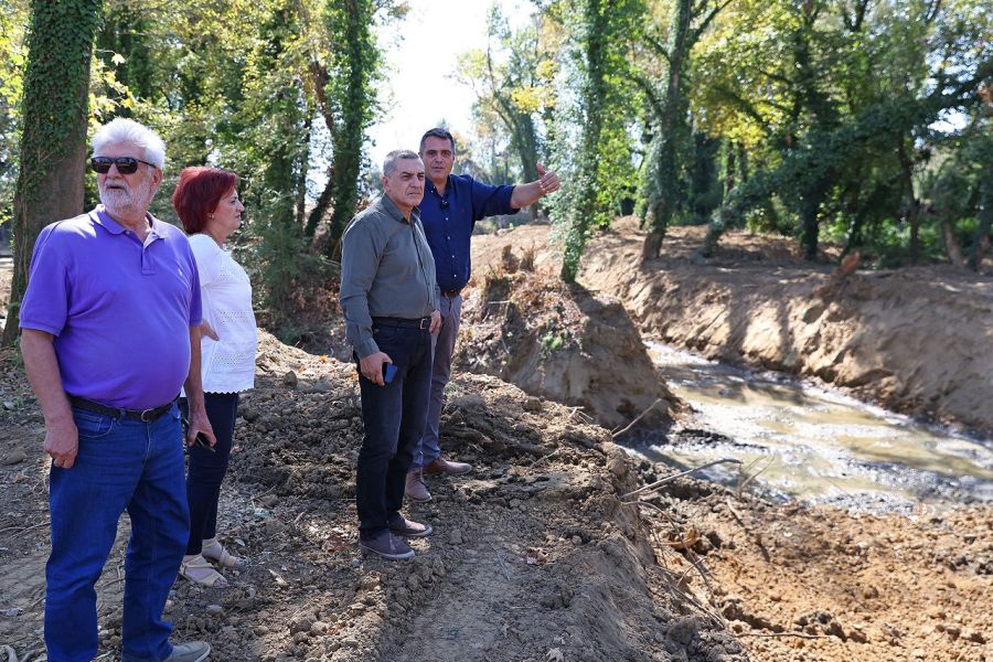 Αυτοψία Δημ. Κουρέτα στον ποταμό Καράμπαλη για τις αντιπλημμυρικές εργασίες που είναι σε εξέλιξη