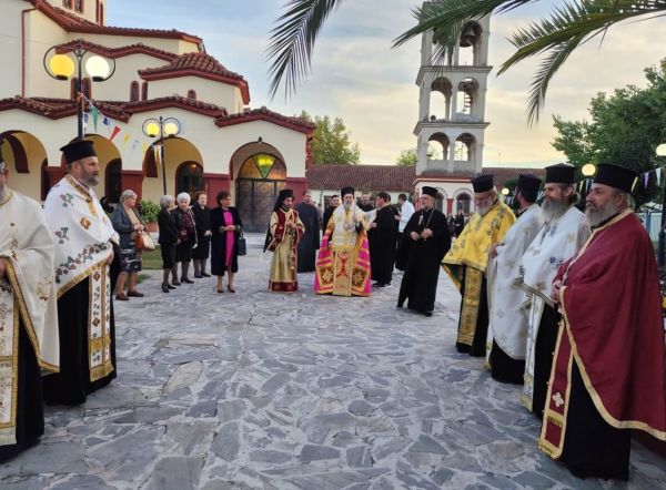Ιερά Μητρόπολη: Πανηγυρικός Εσπερινός Αγίου Δημητρίου και υποδοχή της Παναγίας Δεμερλιώτισσας στον Ι.Ν. Αγίου Δημητρίου Καρδίτσης