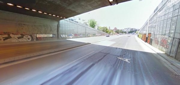 Θεσσαλονίκη: "Βουτιά" θανάτου για 53χρονο από γέφυρα - Έπεσε πάνω σε διερχόμενο μοτοσικλετιστή
