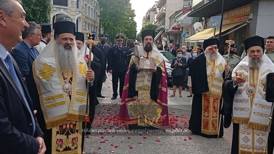 Η Καρδίτσα υποδέχθηκε την τίμια κάρα του Αγίου Σεραφείμ (+Φώτο +Βίντεο)