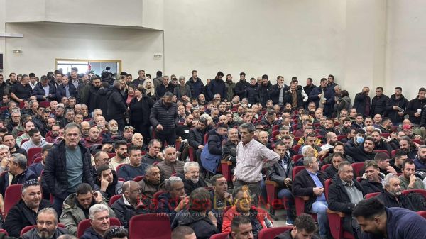 Αρνητικοί οι αγρότες στο κάλεσμα του Πρωθυπουργού - Στέλνουν τα αιτήματά τους και κλιμακώνουν τις κινητοποιήσεις