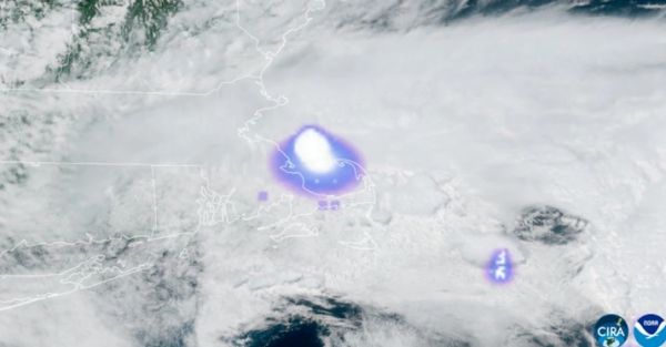 Η.Π.Α.: Μετεωρίτης διαλύθηκε με εκκωφαντική έκρηξη πάνω από τα σύνορα μεταξύ Μασαχουσέτης και Νιου Χάμσαϊρ (+Βίντεο)
