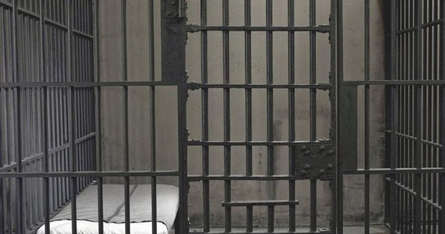 43χρονος κρατούμενος των φυλακών Τρικάλων πήρε άδεια και έριξε "μαύρη πέτρα" πίσω του