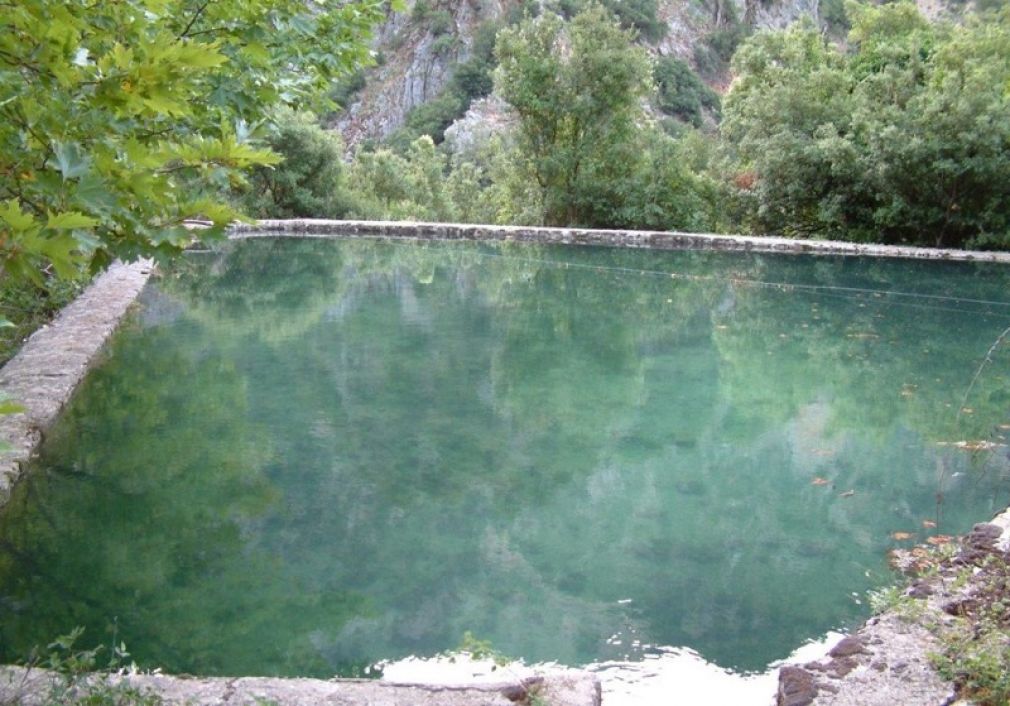 Άνδρας ανασύρθηκε νεκρός από δεξαμενή άρδευσης στον Τύρναβο