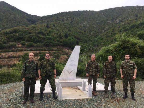 ΣΕΑΝ Καρδίτσας: Αποστολή στο μνημείο του Σμηναγού (Ι) Παρασκευά Παντελή και του Υποσμηναγού (Ι) Στέφανου Σαρρή.