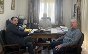 Υπεγράφη η σύμβαση για το έργο "Άμεσες πρώτες επεμβάσεις για την αποκατάσταση των ζημιών από τη φυσική καταστροφή "Daniel" στις δημοτικές υποδομές της Δ.Ε. Μουζακίου, Δήμου Μουζακίου"