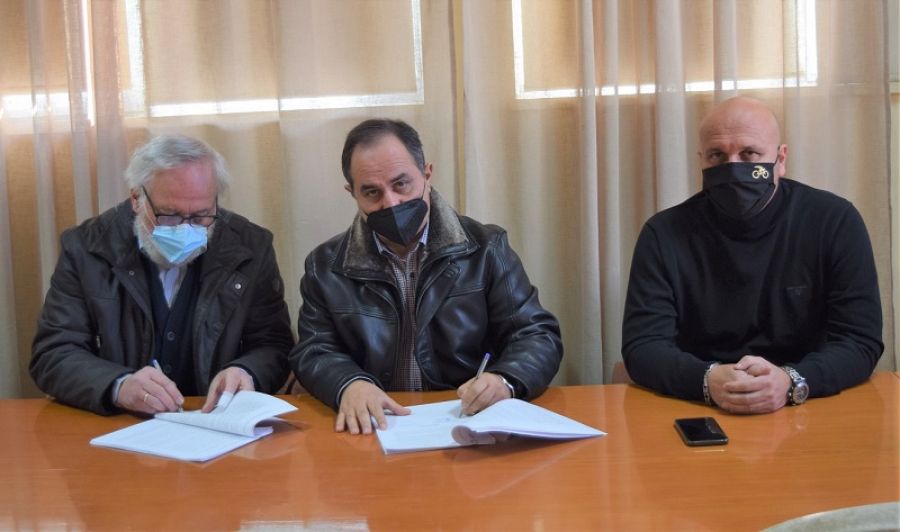 Καρδίτσα: Έπεσαν οι υπογραφές για την ανάπλαση της οδού Χαρίτου!