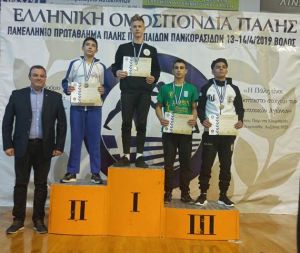 "Ασημένιος" στο Πανελλήνιο Πρωτάθλημα Παμπαίδων ο Δημήτρης Παπακώστας του Γ.Α.Σ. Πλαστήρα Καρδίτσας