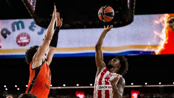 Euroleague: Απίθανη επιστροφή και νίκη του Ολυμπιακού στην παράταση επί της Βαλένθια!