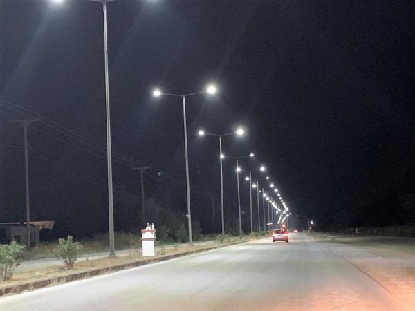 Νέα φωτιστικά με λαμπτήρες led τοποθετήθηκαν στο νότιο Περιφερειακό της Καρδίτσας