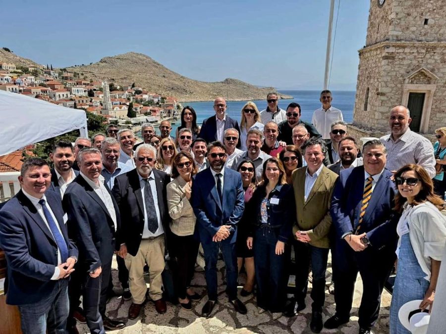 Ο Δήμαρχος Αργιθέας στη Νήσο Χάλκη με την Αντιπροσωπεία της Ευρωπαϊκής Επιτροπής στην Ελλάδα