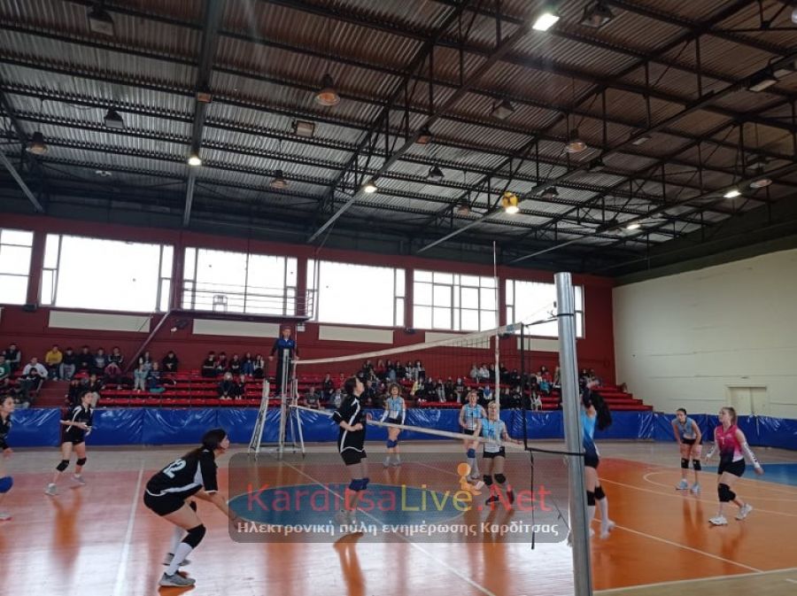 Προσπάθησε αλλά ηττήθηκε η ομάδα βόλεϊ κοριτσιών του 5ου ΓΕΛ Καρδίτσας (+Φώτο +Βίντεο)