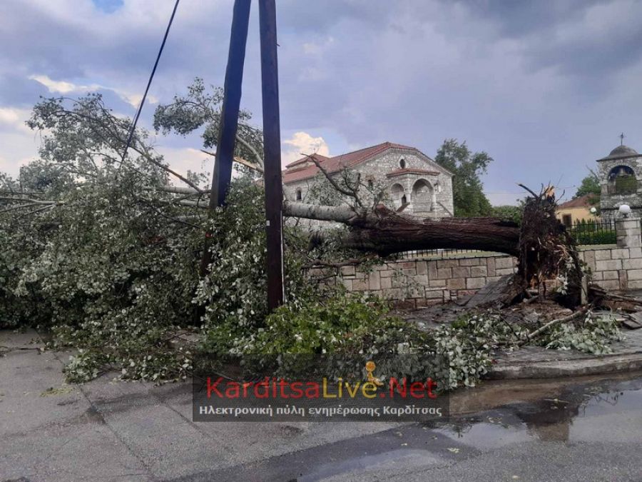 Χωρίς ηλεκτρικό στα Καλυβάκια και μεγάλες καταστροφές σε καλλιέργειες στο Δήμο Παλαμά απ’ το μπουρίνι (+Φώτο +Βίντεο)
