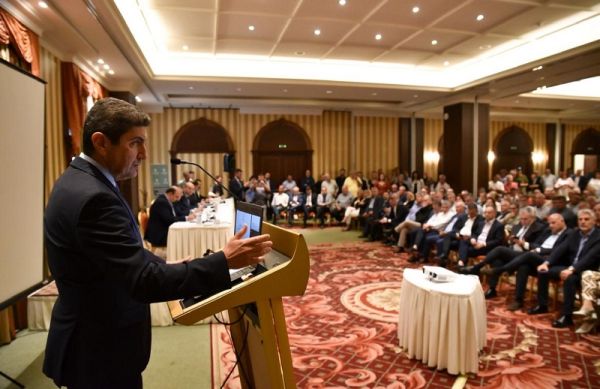 Αυγενάκης από Λάρισα: Το ΥπΑΑΤ έχει καταβάλει μέχρι σήμερα 569 εκατ. ευρώ για τη Θεσσαλία - Στα 3,5 δις ευρώ θα ανέλθει το κόστος ανασυγκρότησης
