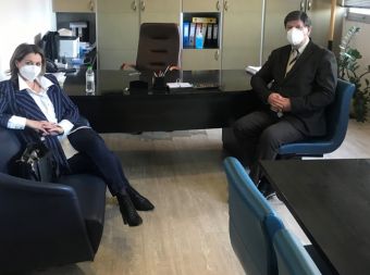 Επίσκεψη της Θεματικής Αντιπεριφερειάρχη Δημόσιας Υγείας &amp; Πρόνοιας στο νοσοκομείο Καρδίτσας