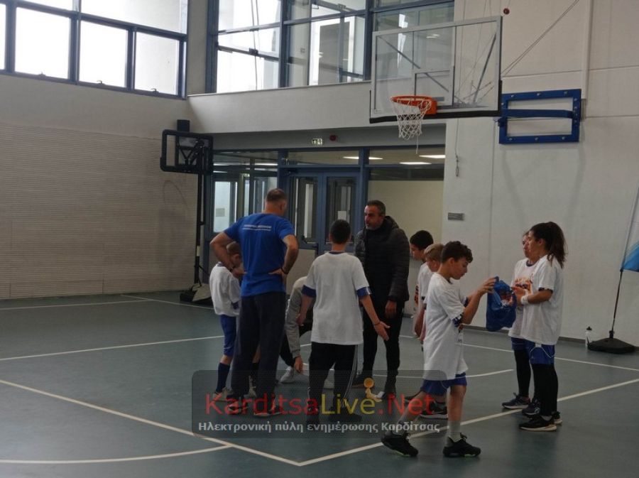 Εντυπωσιακή η συμμετοχή των μαθητών της Καρδίτσας στο σχολικό πρωτάθλημα 3Χ3 (+Φωτο +Βίντεο)
