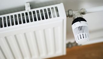 Επιδότηση θέρμανσης για λέβητες φυσικού αερίου σε νοικοκυριά με χαμηλά εισοδήματα στη Θεσσαλία