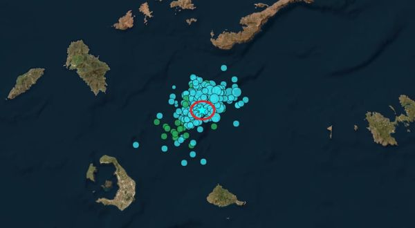 5 Ρίχτερ μεταξύ Σαντορίνης και Αμοργού