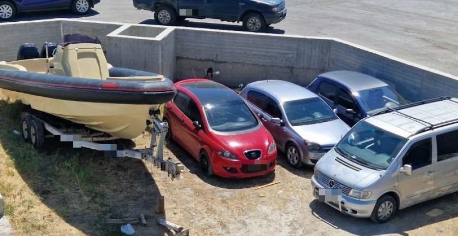 Εξάρθρωση οργανωμένου κυκλώματος διακίνησης μεταναστών στην Κύμη