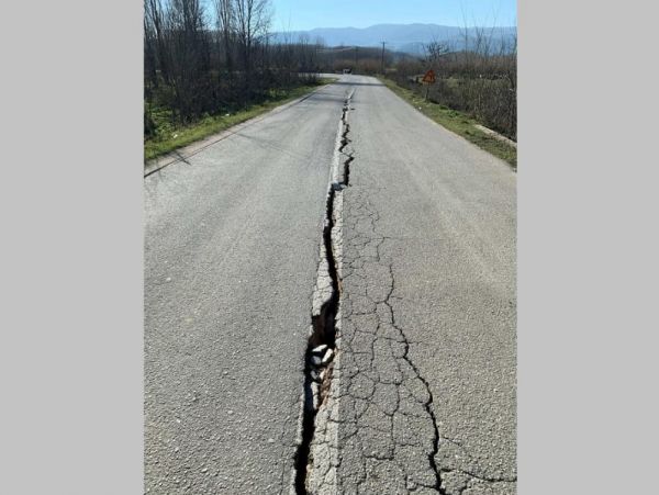 Αποκατάσταση του δρόμου Μεσοχώρι - Βλαχογιάννι - Βαρκός
