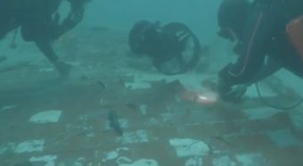 Δύτες βρήκαν στον βυθό του Ατλαντικού ένα τμήμα του κατεστραμμένου διαστημικού λεωφορείου Challenger της NASA
