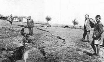 30 Απριλίου 1954: 66 χρόνια από το φονικό σεισμό των 7 Ρίχτερ που έδωσε το ρήγμα των Σοφάδων (+Βίντεο)