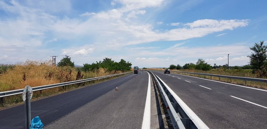 Στις εργασίες αποκατάστασης του οδοστρώματος στην Ε.Ο. Καρδίτσας - Λάρισας ο Κ. Νούσιος