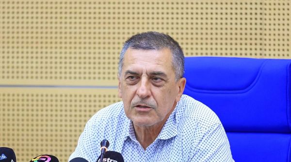 Συνέντευξη τύπου Δ. Κουρέτα για χρηματοδοτήσεις Πανεπιστημιακού και Γ.Ν. Λάρισας - 7.000 ευρώ για το Γ.Ν. Καρδίτσας