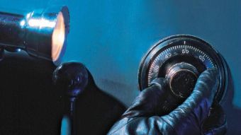 Ριφιφί στην Κυψέλη: Άρπαξαν χρηματοκιβώτιο με 110.000 ευρώ και κοσμήματα!